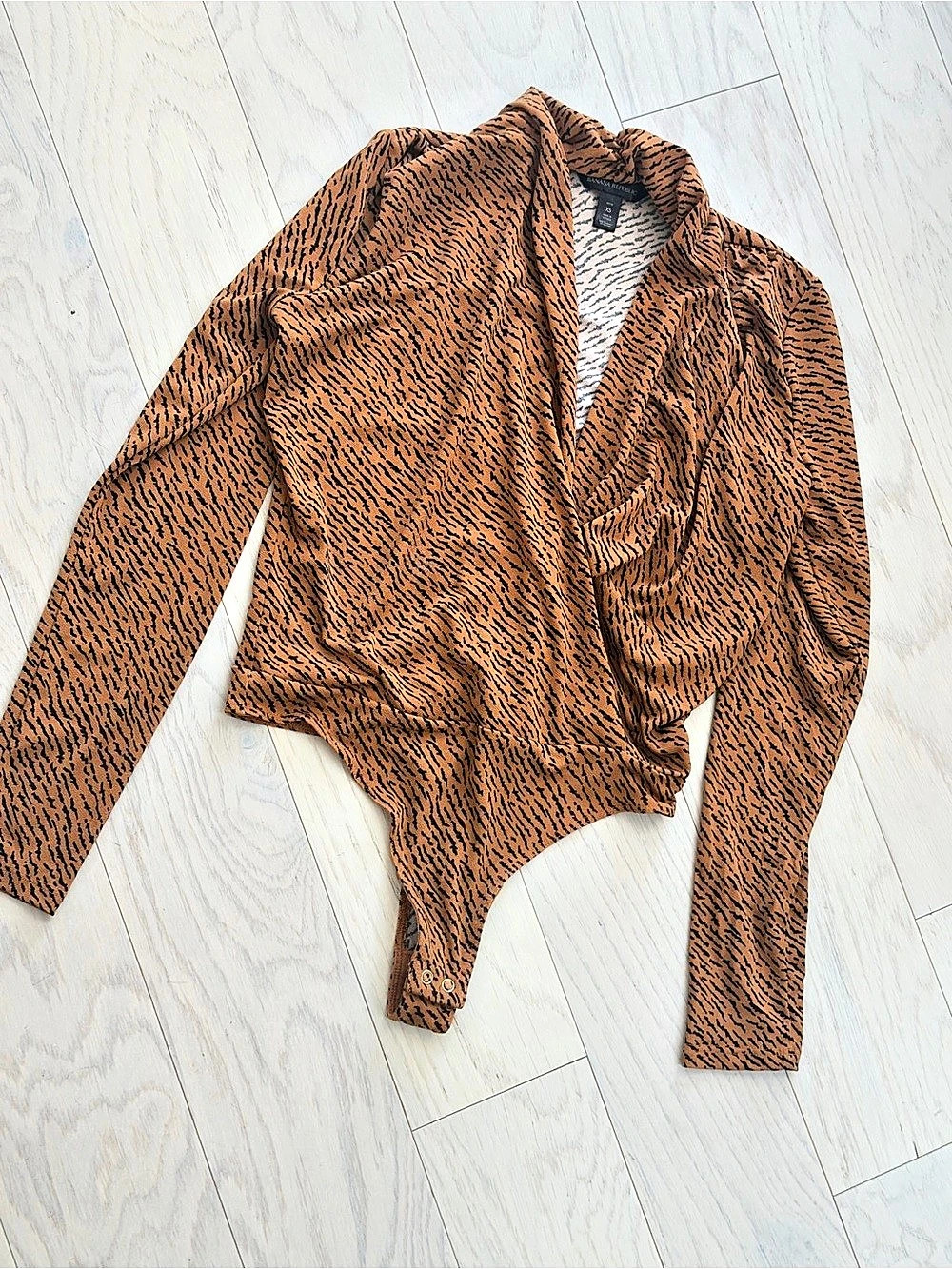 Banana Republic Animal Print Blouse Long Sleeve Bodysuit Orange & Black XS